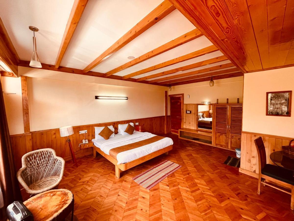 Valley Of Gods - Scenic River & Mountain View Hotel In Manali Exterior photo